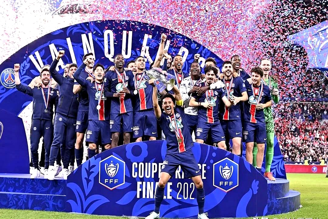 巴黎圣日耳曼主场全取三分领先球队的简单介绍