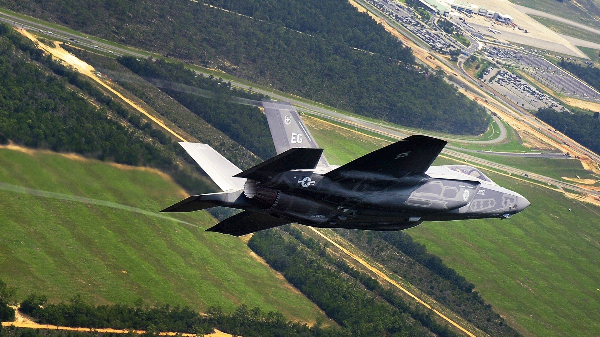 pg电子模拟器试玩在线-F1新赛季揭幕战焦点对决与奇才防守锁死灰熊，速度与坚韧的周末体育盛宴