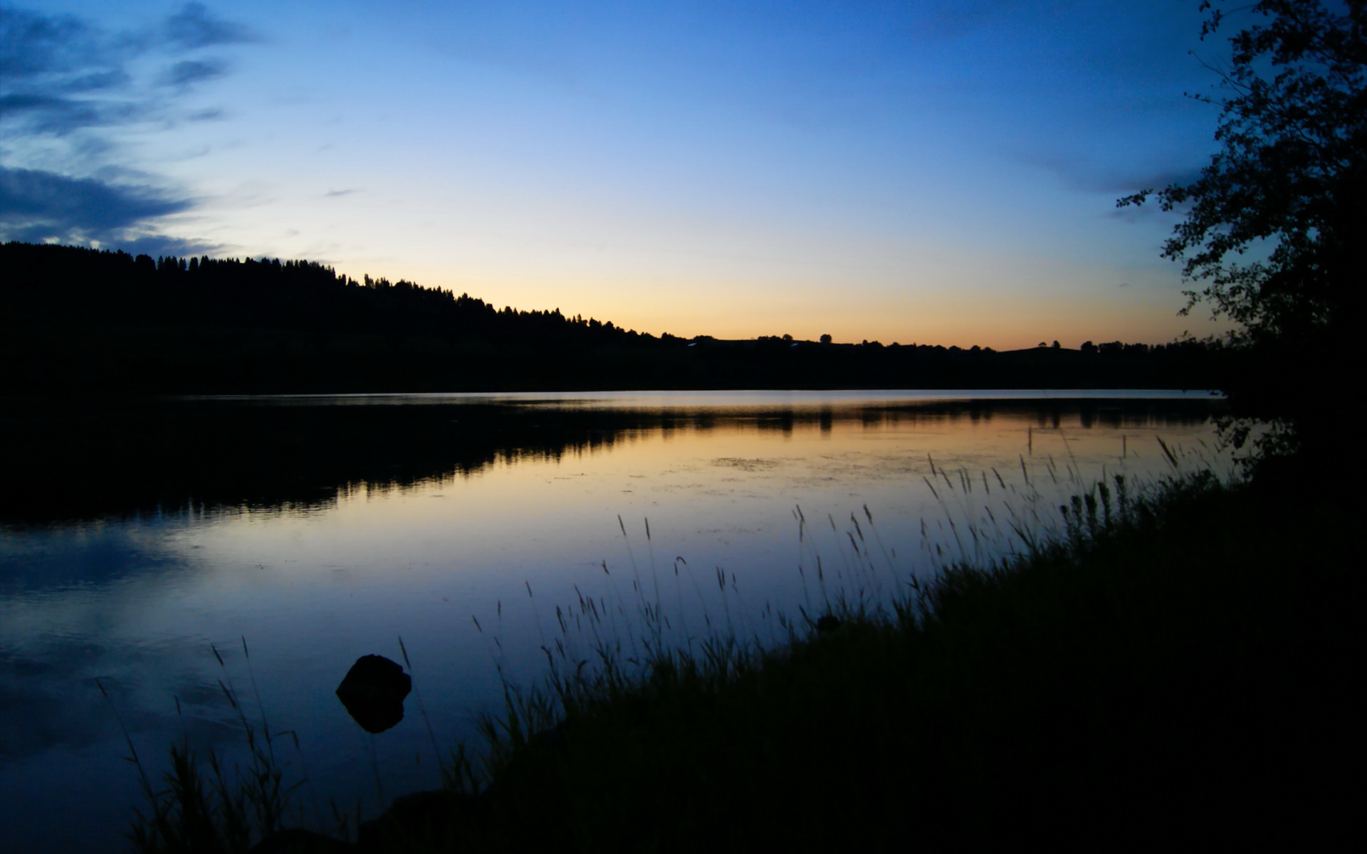 铁血马赛凿穿蓝黑防线，布鲁诺独造三球封神夜