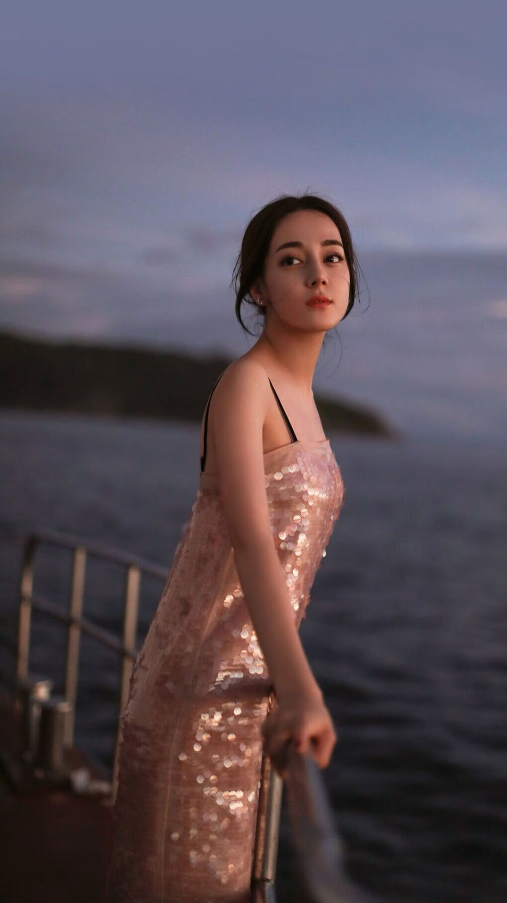 鹈鹕掀翻风城,塔图姆主宰抢七,当剧本被撕碎,英雄便诞生了