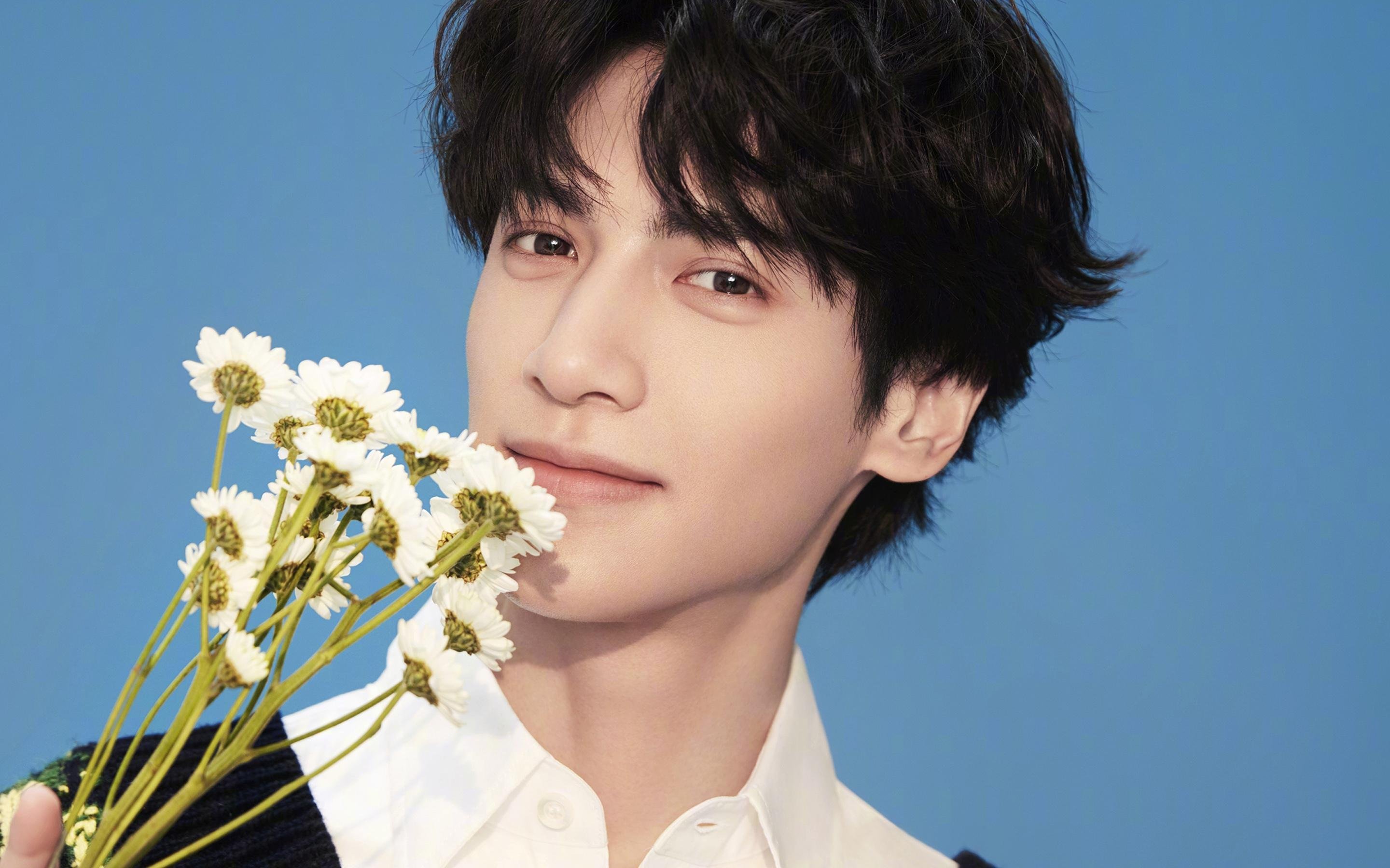 pg电子-北欧锋矛遇东欧坚盾，当哈兰德撞上库尔图瓦式的波兰防线