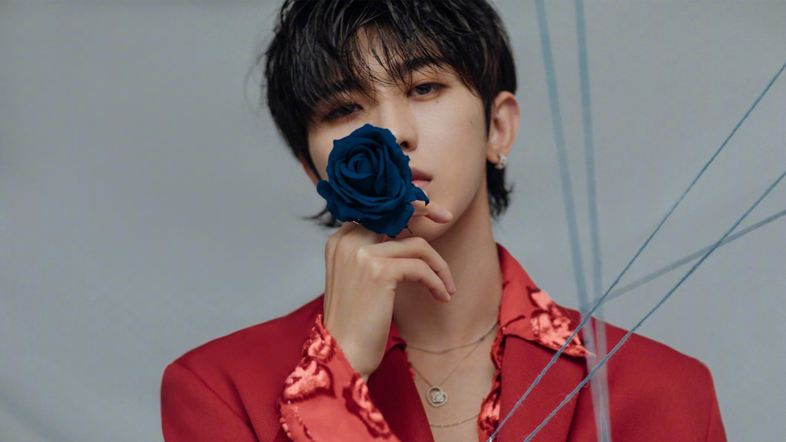 夜幕下的速度传奇，F1新赛季揭幕战，切特末节神勇接管比赛