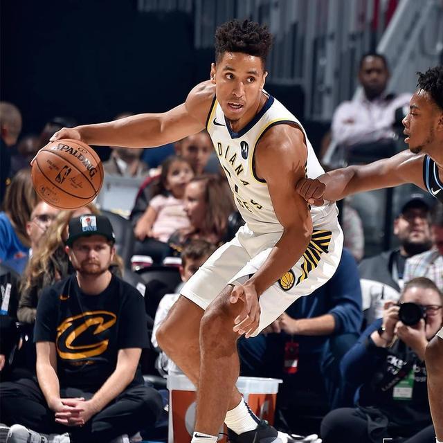 克莱打出生涯之夜，雄鹿打穿新疆队